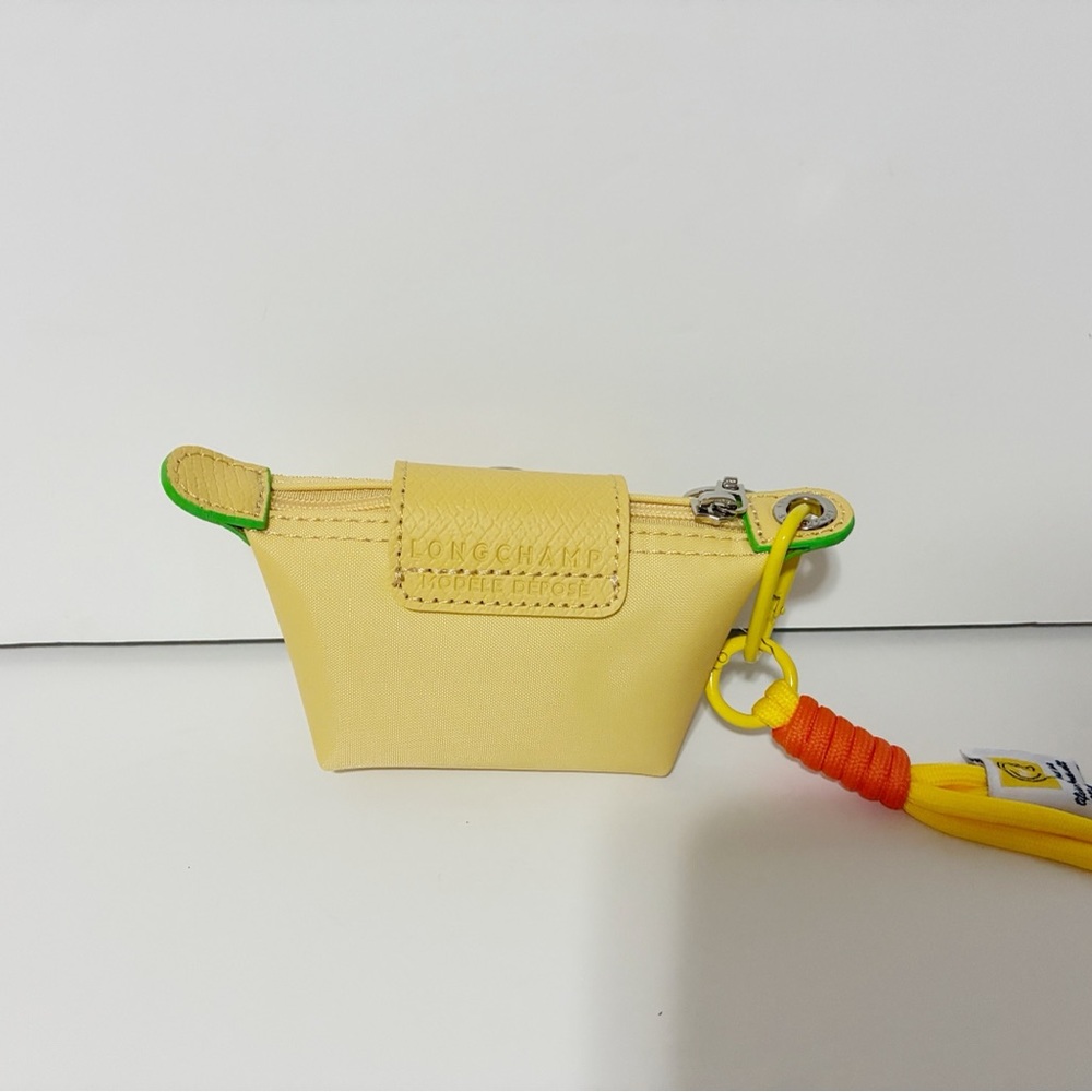 🌸New Longchamp Yellow Nylon Wristlet Coin Purse - Picture 3 of 5